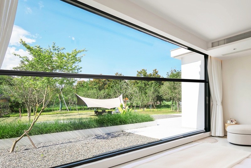 Electric lifting window