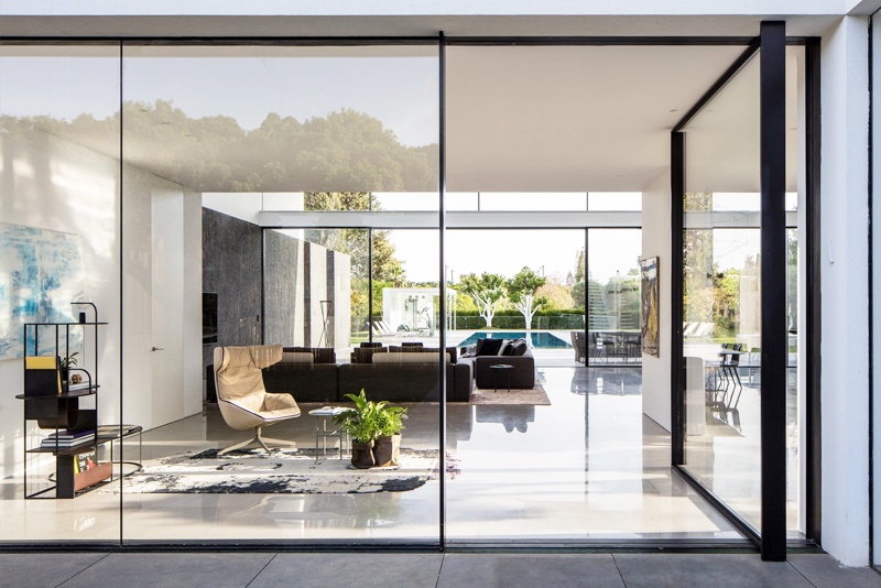 From Homes to Hotels: The Versatile Applications of Single Swing Doors in Modern Architecture