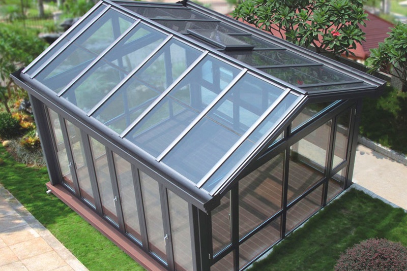 Small Sunroom Windows & Doors: Glass Panel Design Guide