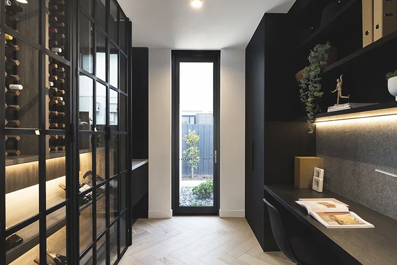 Best Interior Swinging Doors for Modern Homes: Styles, Materials, and Room-by-Room Tips